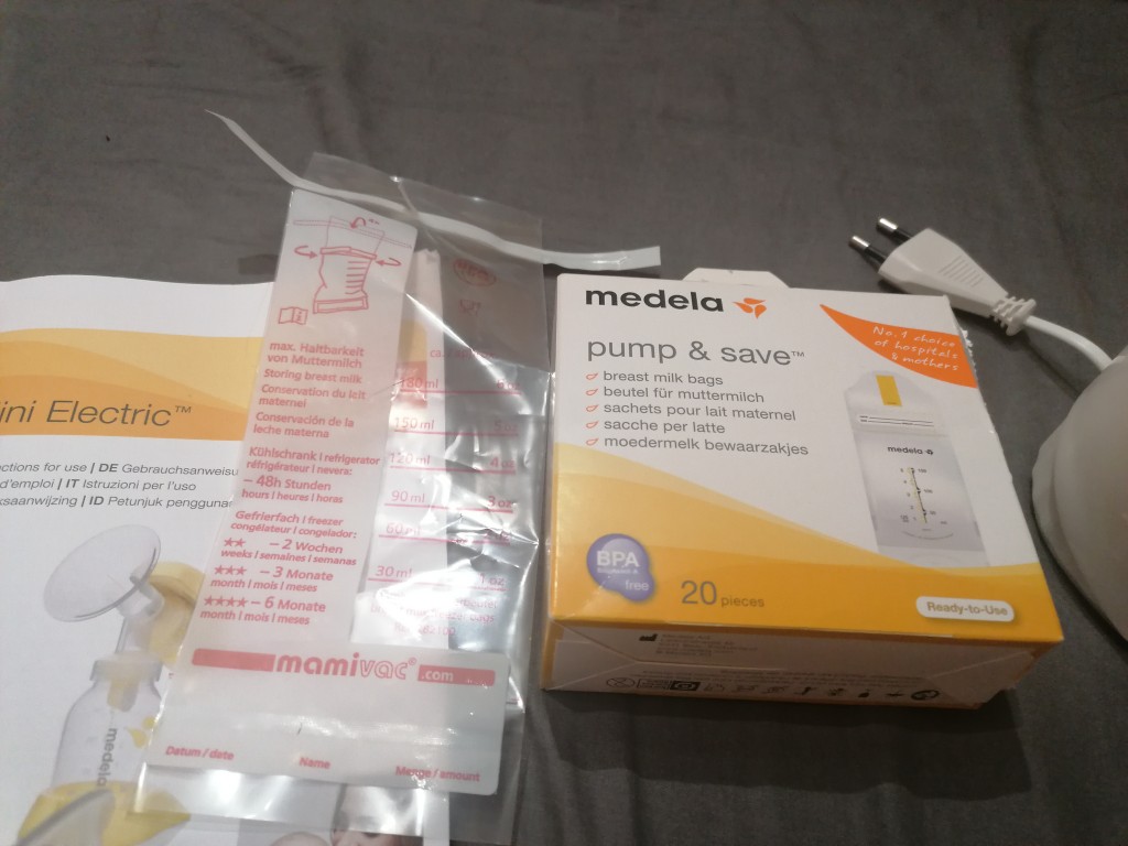 Eladó Medela márkájú, elektromos (plusz kézi is) mellszívó, minden tartozékával, újszerű állapotban,tároló tasakokkal. Plusz1 db Nuk tejmelegítővel.  - 2