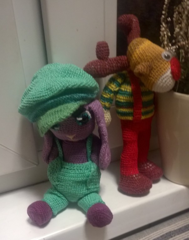 Horgolt új 19 cm es amigurumi nyuszi fiú figura. - 3