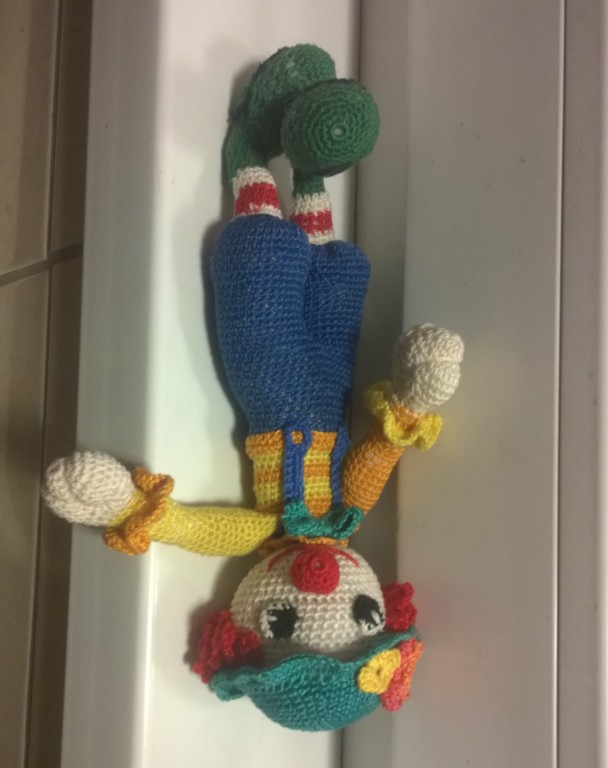 Új horgolt amigurumi 22 cm es bohóc figura - 1