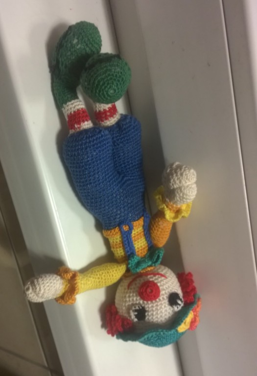 Új horgolt amigurumi 22 cm es bohóc figura - 3