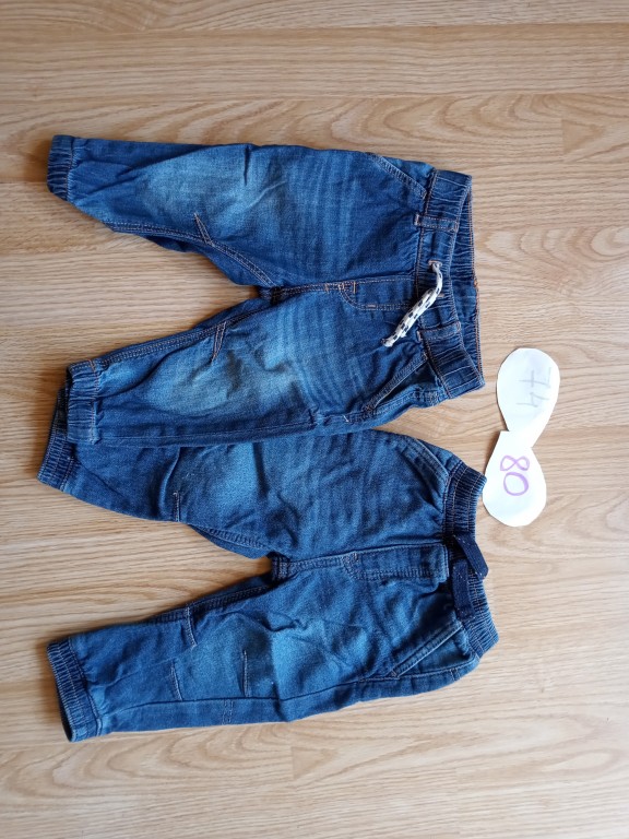 Rengeteg babaruha olcsón kb 68 mérettől.
Gyere és válogass,vagy írj és küldöm a képeket.
Árban megegyezünk;)
+3630 824 6578

Nézd meg a többi hirdetésemet is! - 3