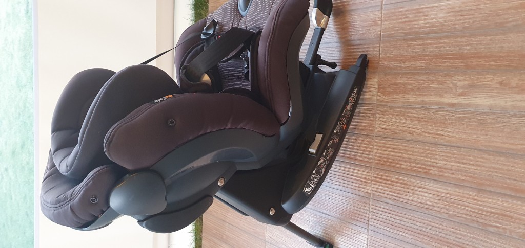 Eladó a Besafe izi Kid i-Size Isofix-es autósülés. Menetiránynak háttal használható. Ajándékba adok hozzá egy fejtámlára tehető tükröt (kicsit karcos de használható). Hasznos, mert látod hogy mit csinál a gyerek.
3 gyereken túl van.

Átvehető: Dunakeszi

Ajánlott használat:
- magasság: 61-105 cm
- súly: 9-18 kg
- életkor: 6 hó - 4 év
- rögzítési irány: menetiránynak háttal
- csatlakozás: Isofix
- SIP+ kiegészítő oldalvédelem
- Extra párnázott fejtámla
- 5 pontos biztonsági öv, állítható magasság
- Speciális övfeszítő - könnyen megfeszíthető biztonsági öv
- Több fokozatban dönthető, alvó helyzetbe is
- Állítható első merevítő, megnövelt lábtér
- Hangjelzéssel jelzi a helyes telepítést
- Huzata könnyen levehető és mosható - 1