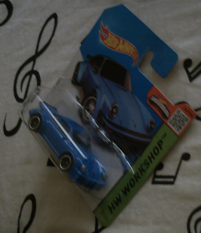 Hot Wheels Matchbox kisautó
Kék Porshe Carrera
(Méret: kb.2