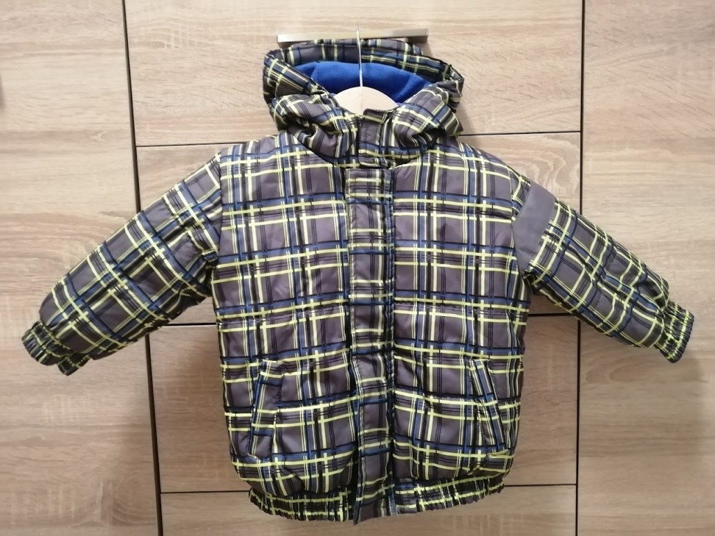 Kisfiú vastag téli kabát 86-os méret, Baby márkájú. Kitűnő állapotú.  - 0